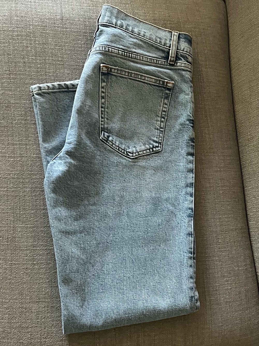 FRAME The Borrowed Boyfriend Mid Rise Ankle Jeans - Picture 8 of 10